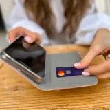 etui-magnet-rose-blink-serce-do-iphone-12-mini-stan-nowy