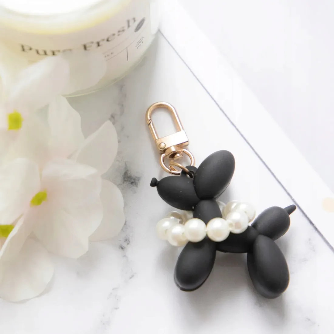 etui-joless-blink-do-iphone-13-pro-max-lancuszek