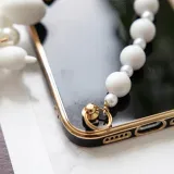 etui-joless-blink-do-iphone-13-pro-max-lancuszek-typ-plecki