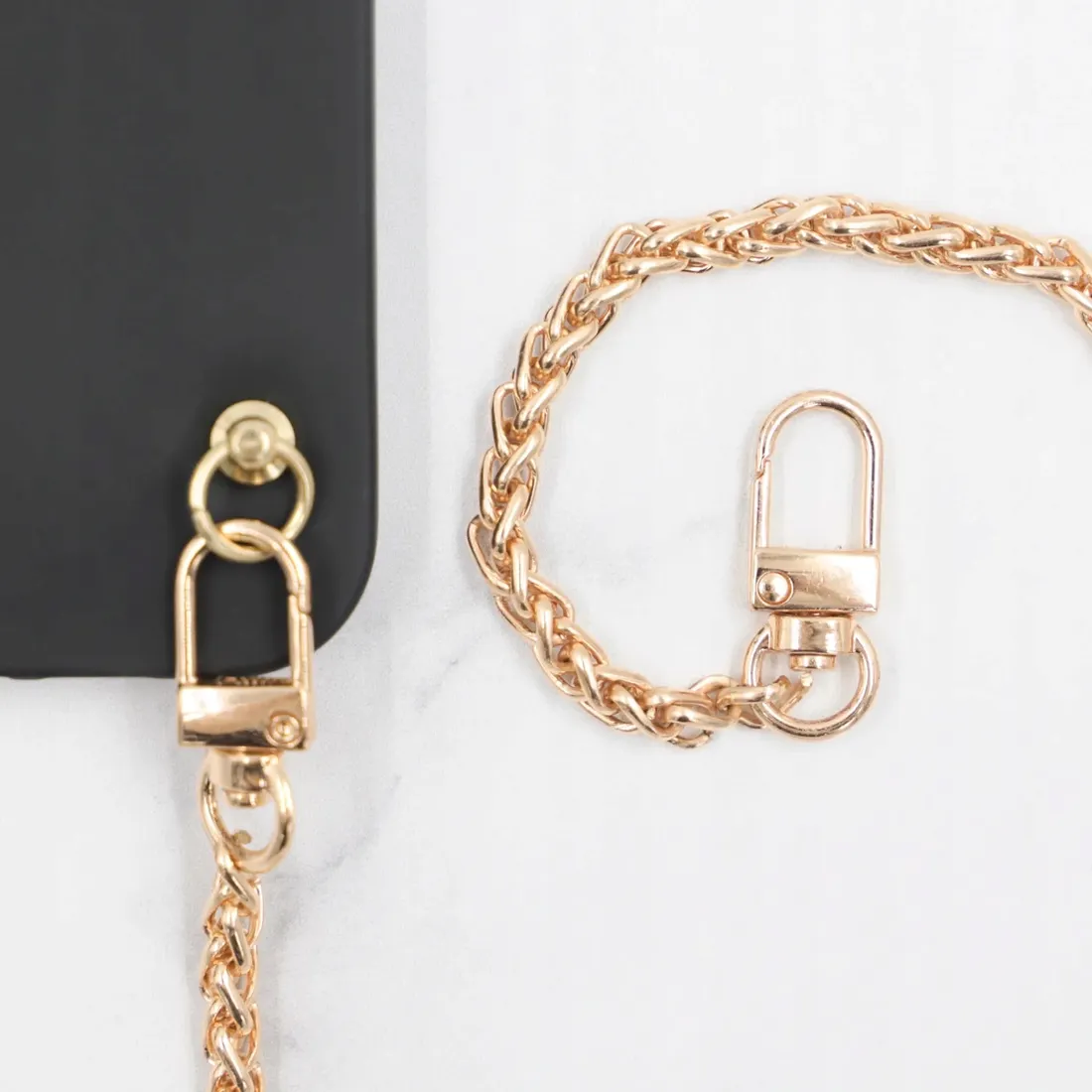 etui-case-matowe-blink-czarny-do-iphone-13-pro-max-stan-nowy