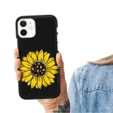 etui-mat-czarny-do-iphone-12-mini-serialowe-wzory