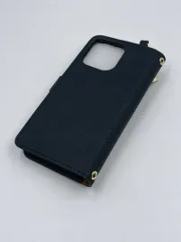 etui-portfel-do-iphone-15-pro-max-czarne-z-paskiem-i-klapka