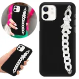 etui-blink-matowe-czarne-lancuszek-do-iphone-12