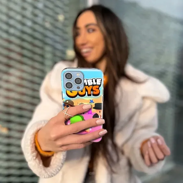 etui-do-xiaomi-redmi-note-10-pro-gra-stumble-wzory-stan-nowy