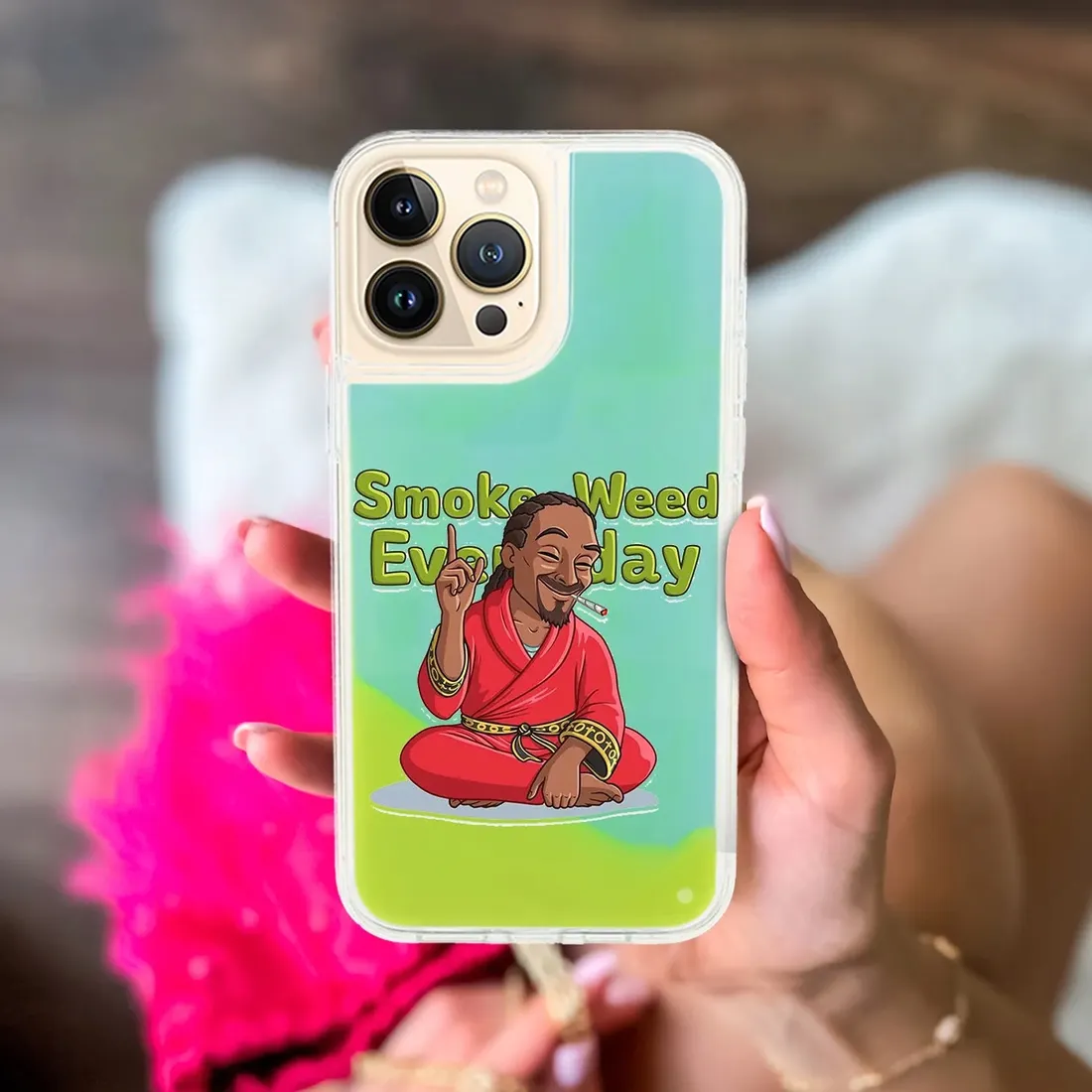 etui-sand-zielony-do-iphone-14-plus-modne-wzory-stan-nowy