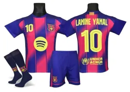 lamine-yamal-stroj-pilkarski-koszulka-spodenki-getry-barcelona-roz