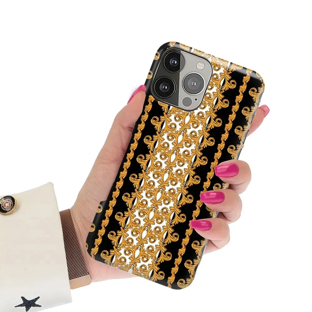 etui-grube-2mm-do-iphone-13-pro-max-spring-wzory