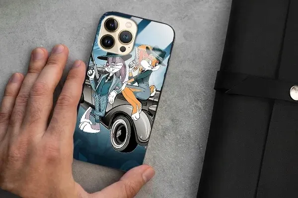 etui-glass-do-iphone-12-pro-hardcore-dziwne-wzory-dedykowany-model-iphone-12-pro