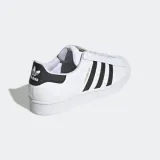 buty-adidas-superstar-m-cechy-dodatkowe-brak