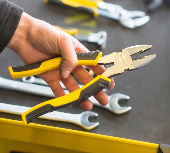 szczypce-uniwersalne-200-mm-stanley-stan-nowy-kod-producenta-stht0-74367