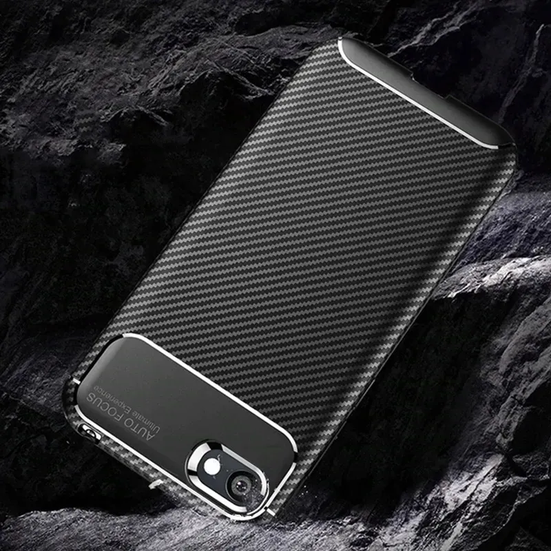 etui-focus-carbon-do-apple-iphone-se-2020-stan-nowy