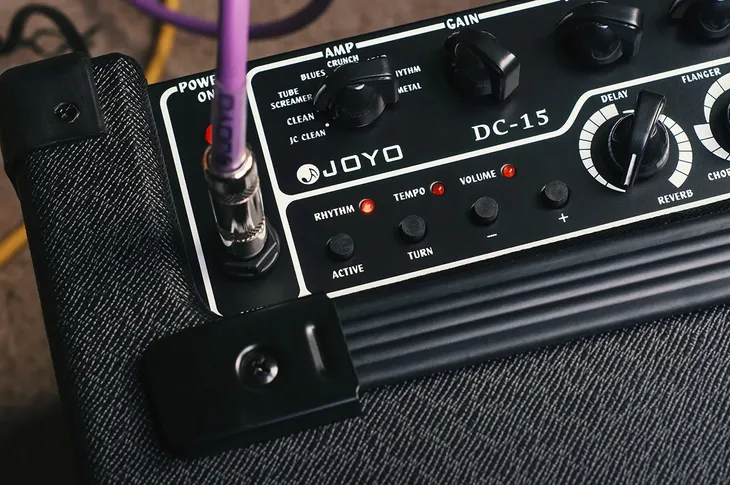 joyo-dc-15-combo-gitarowe-stan-nowy-moc-znamionowa-rms-15-w