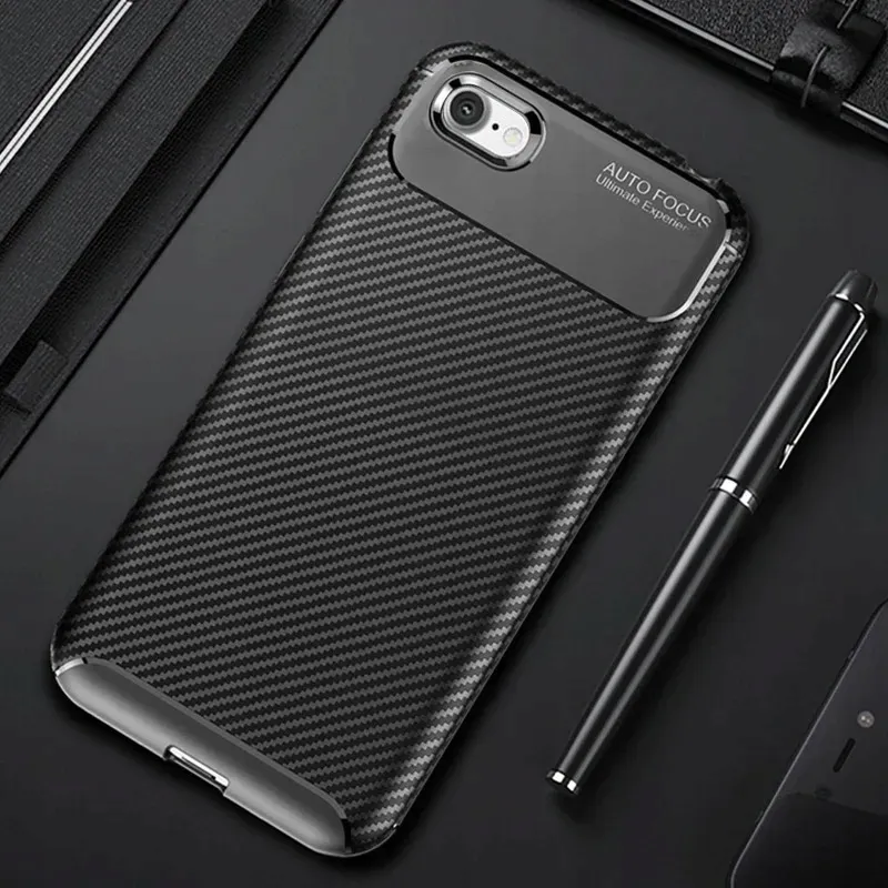 etui-focus-carbon-do-apple-iphone-7-8