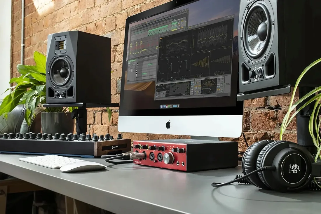 focusrite-clarett-4pre-interface-audio-soft-stan-nowy