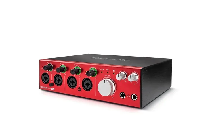 focusrite-clarett-4pre-interface-audio-soft-stan-nowy-zawiera-baterie-nie