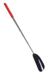 lyzka-teleskopowa-do-zakladania-butow-wygodna-przydatna-72-cm