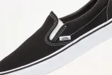 buty-vans-slip-on-black-405-cechy-dodatkowe-brak