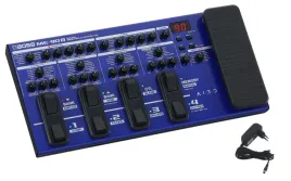 boss-me-90b-multiefekt-basowy-procesor-efektow-zasilacz