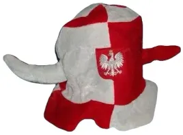czapka-welurowa-polska-z-rogami-kibica-euro-2024-mecz-bialo-czerwony-kibic