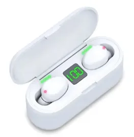 sluchawki-bezprzewodowe-powerbank-wodoodporne