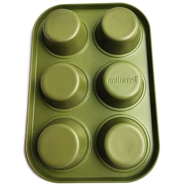 blacha-forma-do-pieczenia-babeczek-muffinek-muffinki-kod-producenta-bp8