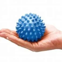 pileczka-rehabilitacyjna-z-kolcami-mb-6-armedical