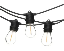 girlanda-niskonapieciowa-9m-15-zarowek-led-taras