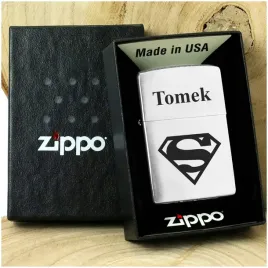 oryginalna-zapalniczka-zippo-z-grawerem-gratisy-prezent-na-40-urodziny