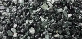 kruszywo-marmurowe-kamienny-dywan-verde-alpi-4-8mm-25kg