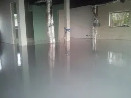 zywica-epoksydowa-do-posadzek-25kg-szary-ral7047