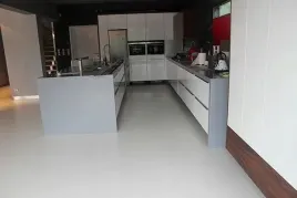 zywica-epoksydowa-do-posadzek-25kg-bialy-ral9003