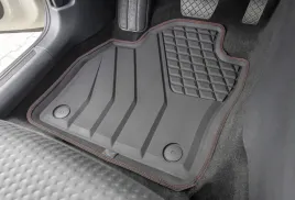 seat-arona-2017-wycieraczki-gumowe-do-samochodu