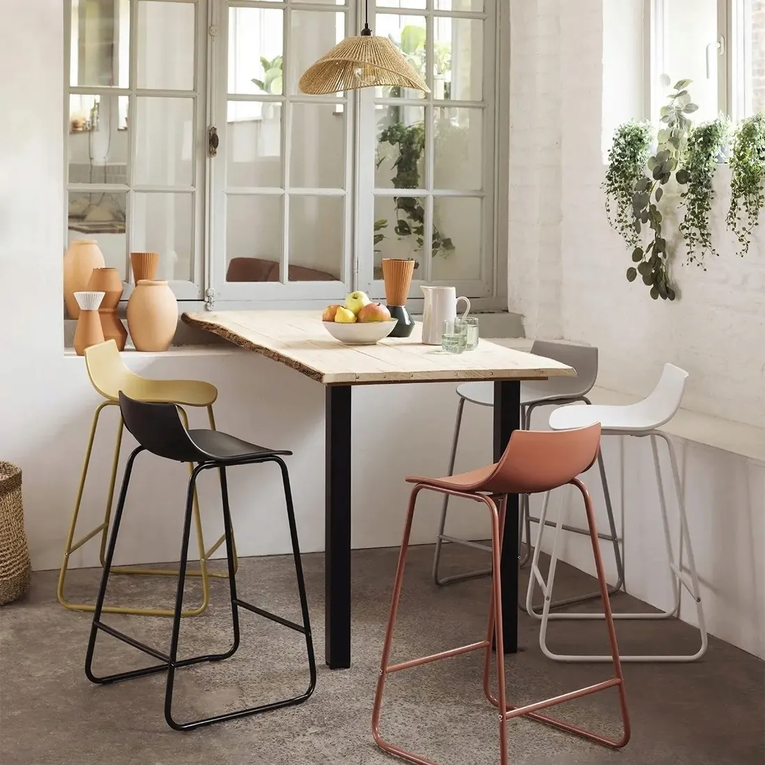 lampa-sufitowa-wiszaca-boho-abazur-klosz-pleciony-e27-do-jadalni-salonu-bez