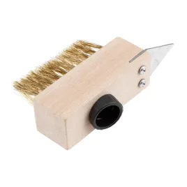 szczotka-druciana-do-czyszczenia-kostki-brukowej-ze-skrobakiem-skrobak-neo