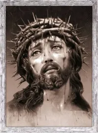 obraz-jezus-umeczony-rama-szara-z-przetarciami-50-cm-x-70-cm