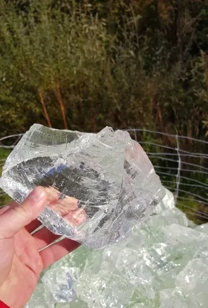 biale-bryly-szklane-przezroczyste-szklo-do-gabionow-10kg-10-20cm-waga-10-kg