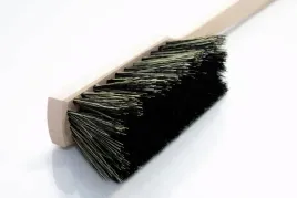 szczotka-do-mycia-auta-dluga-raczka-zmiotka