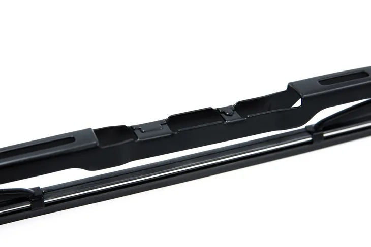 wycieraczki-dedykowane-audi-a4-b6-b7-pioro-kierowcy-550-mm