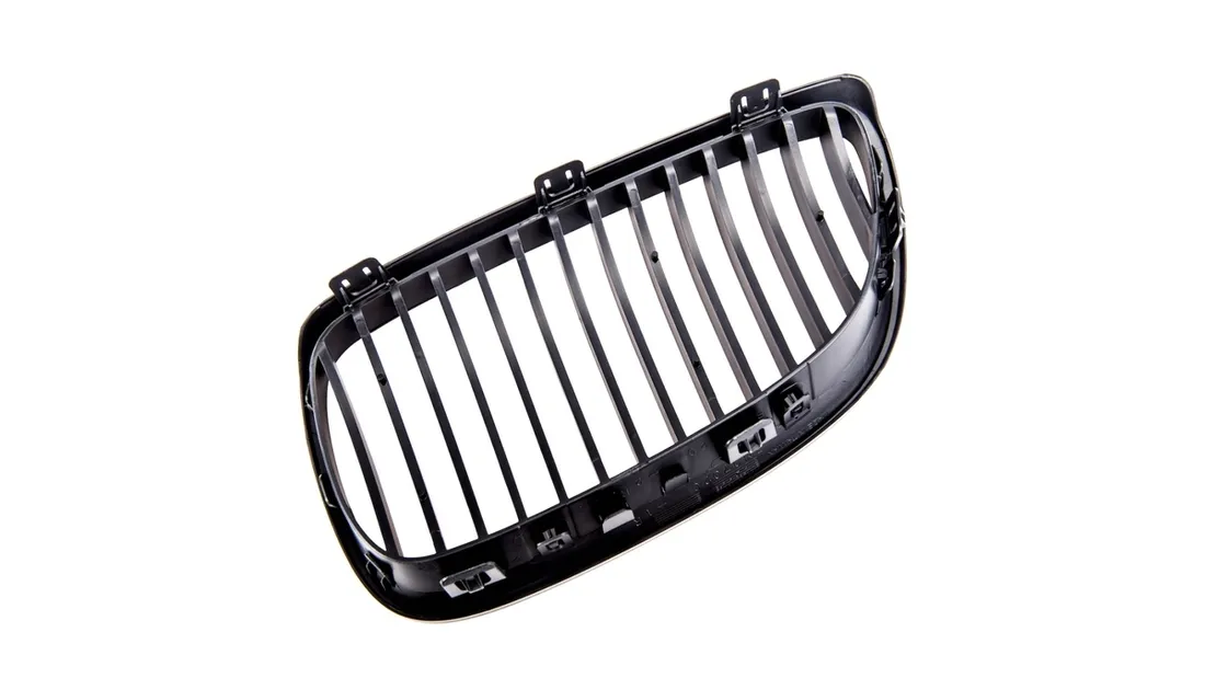 grill-bmw-3-e92-e93-pojedyncze-zeberka-matt-black