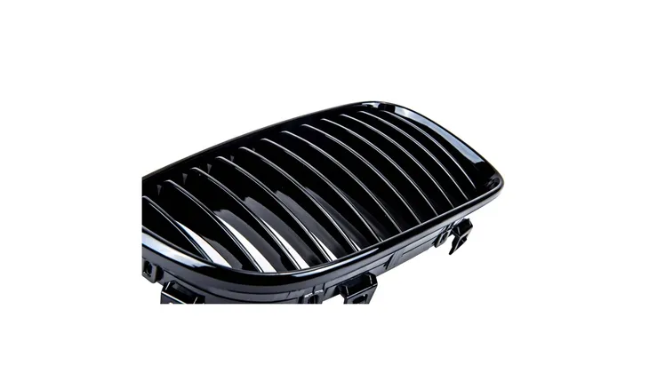 grill-bmw-1-e81-e82-e87-e88-facelift-pojedyncze-zeberka-gloss-black-typ-samochodu-samochody-osobowe