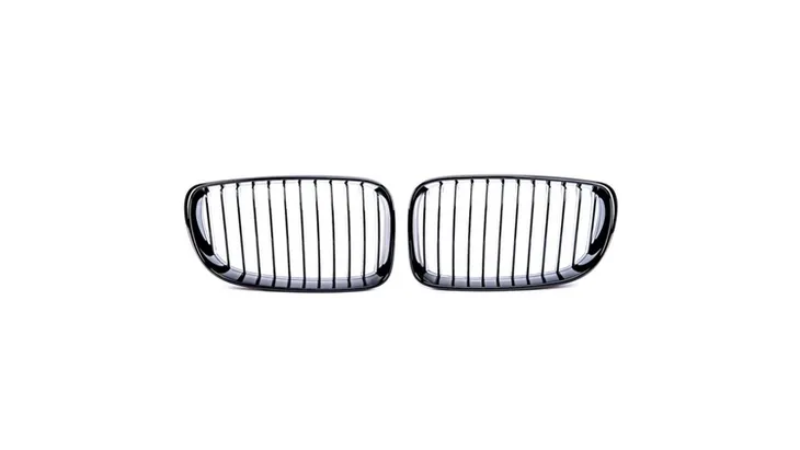 grill-bmw-1-e81-e82-e87-e88-facelift-pojedyncze-zeberka-gloss-black-strona-zabudowy-lewe-prawe
