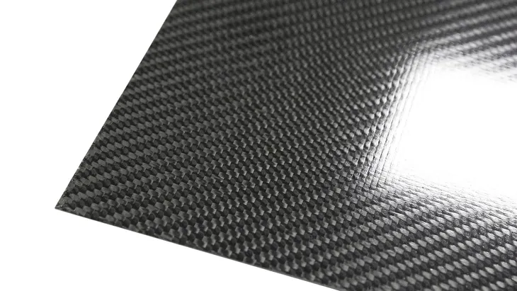 plyta-carbon-gloss-50x60cm-4mm-stan-nowy-typ-samochodu-samochody-osobowe