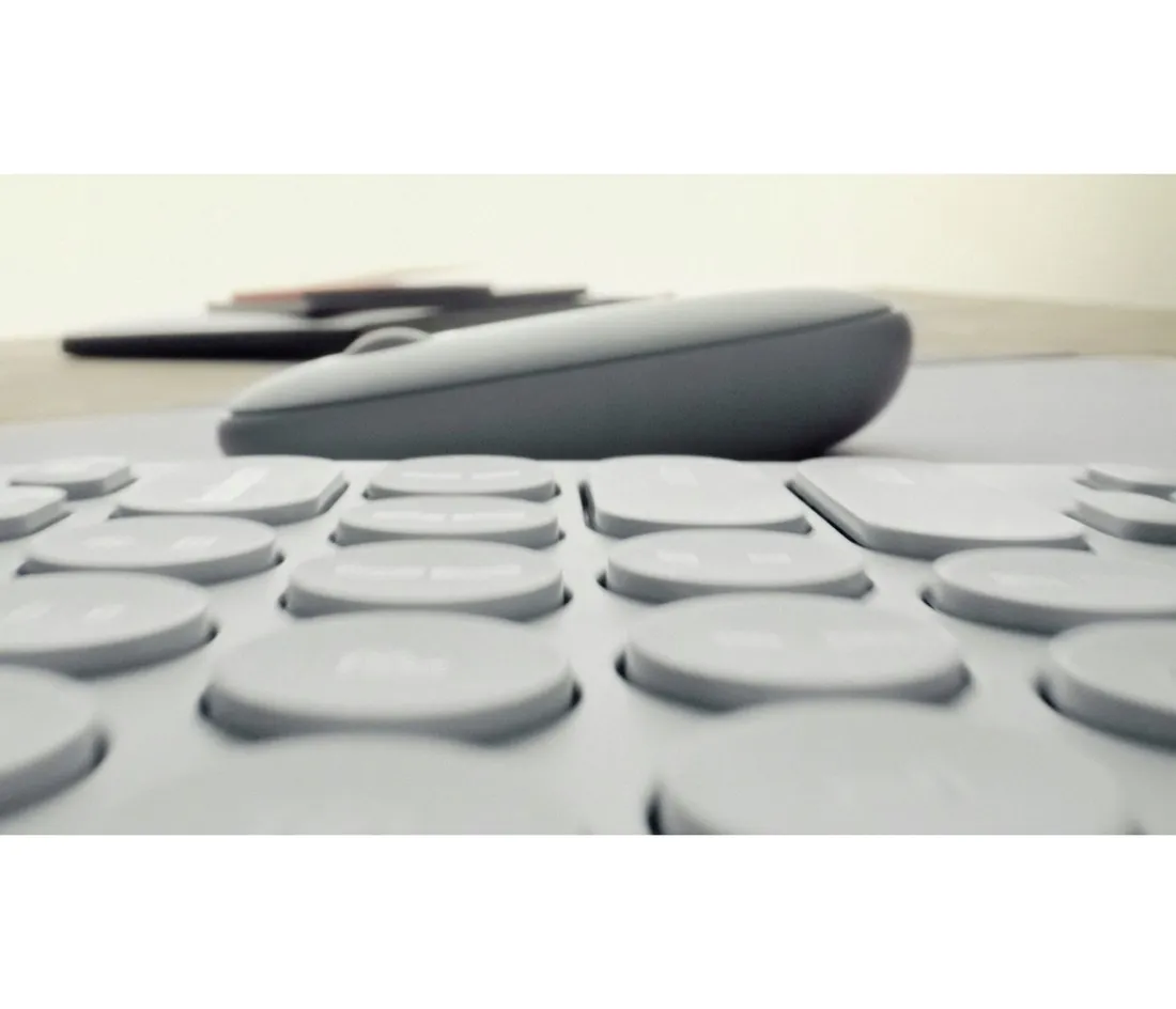 mysz-logitech-pebble-2-m350s-pink