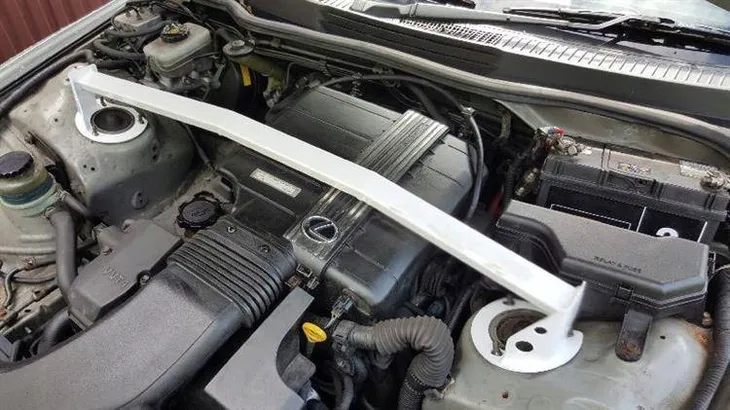 rozporka-lexus-is200-turboworks-typ-samochodu-samochody-osobowe