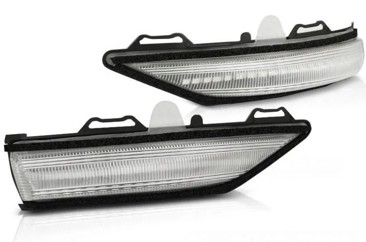 kierunkowskazy-dynamiczne-led-ford-fiesta-mk8-stan-nowy