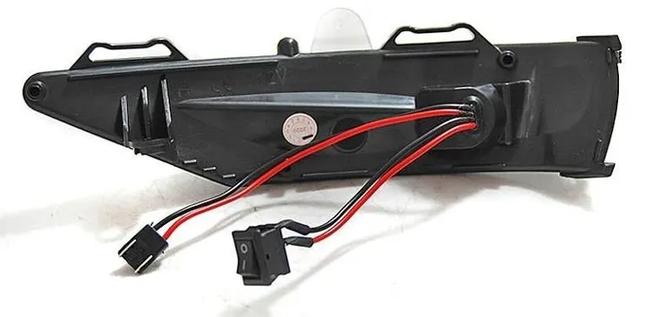 kierunkowskazy-dynamiczne-led-ford-fiesta-mk8-producent-czesci-tuning-tec