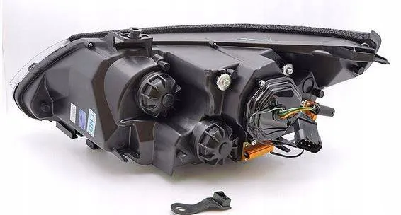 lampy-reflektory-led-chrome-do-bmw-e60-e61-03-07-stan-nowy-typ-samochodu-samochody-osobowe