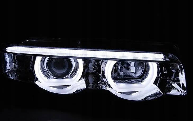 lampy-reflektory-bmw-e38-94-01-ringi-3d-led-chrome-numer-katalogowy-czesci-lpbml5