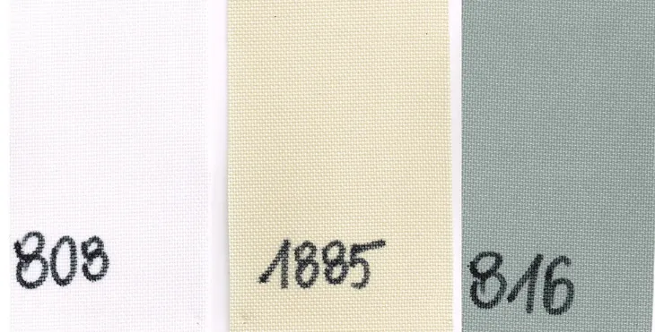 rolety-mini-royal-68-215-kolory-stan-nowy-stopien-zaciemnienia-polzaciemniajace