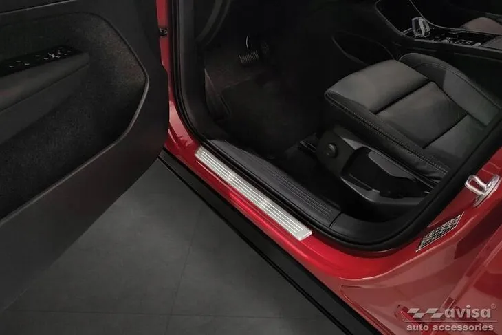 nakladki-progowe-do-volvo-xc40-stal-producent-avisa-numer-katalogowy-producenta-2-17004-stan-nowy